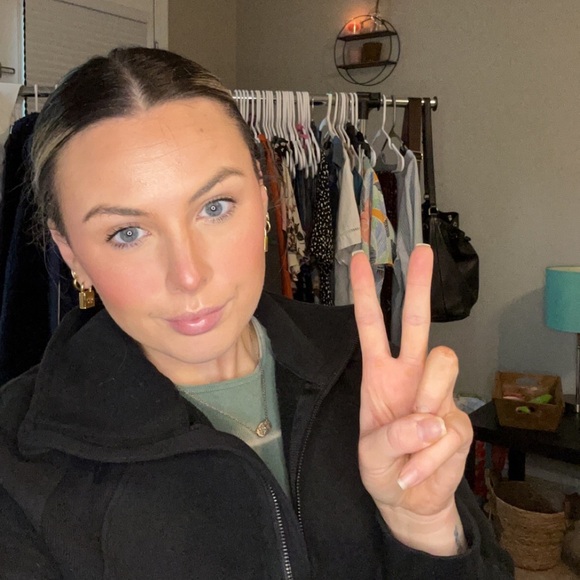 10 and Under silent! Starting Now! ✨ - Picture 4 of 8